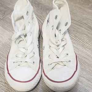 Size 1 girls hightop sneakers converse